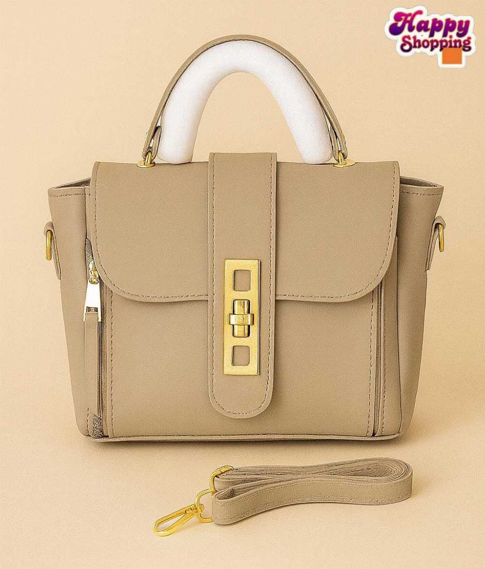 New Cross Body Bags With Imported Keychain for Girls